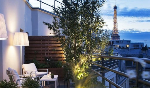 Как бутик-отели и роскошные гостиницы Парижа усиливают культурный отдых рядом с музеями?